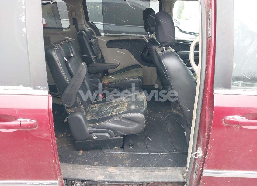 Photo 8 of 2012 Chrysler Town & COUNTRY TOURING-L (VIN 2C4RC1CG1CR143904)