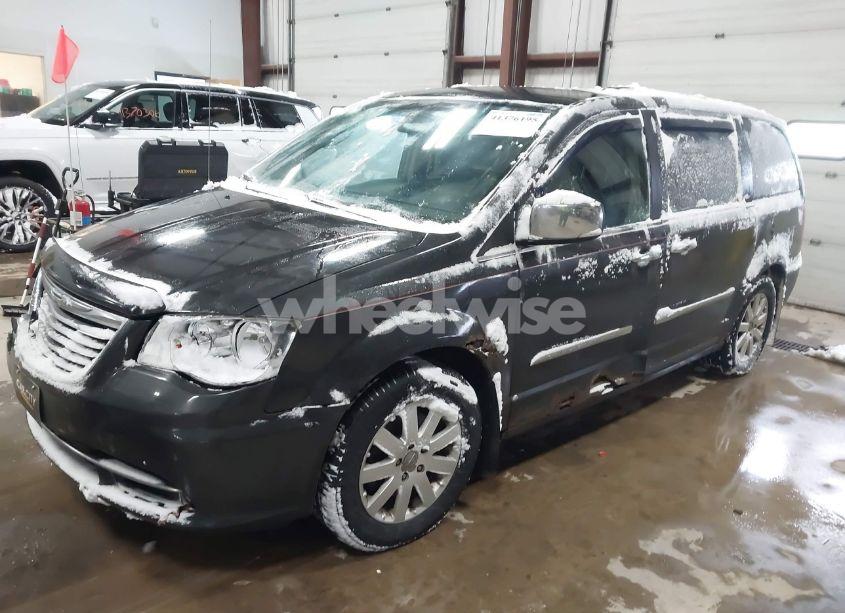 Photo 2 of 2012 Chrysler Town & COUNTRY TOURING-L (VIN 2C4RC1CG1CR169838)