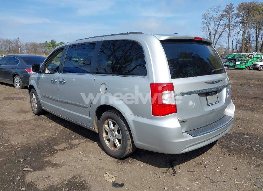 Photo 3 of 2012 Chrysler Town & COUNTRY TOURING-L (VIN 2C4RC1CG1CR244943)