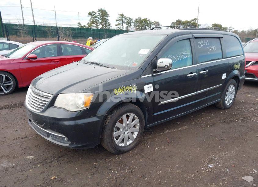 Photo 2 of 2012 Chrysler Town & COUNTRY TOURING-L (VIN 2C4RC1CG1CR270541)
