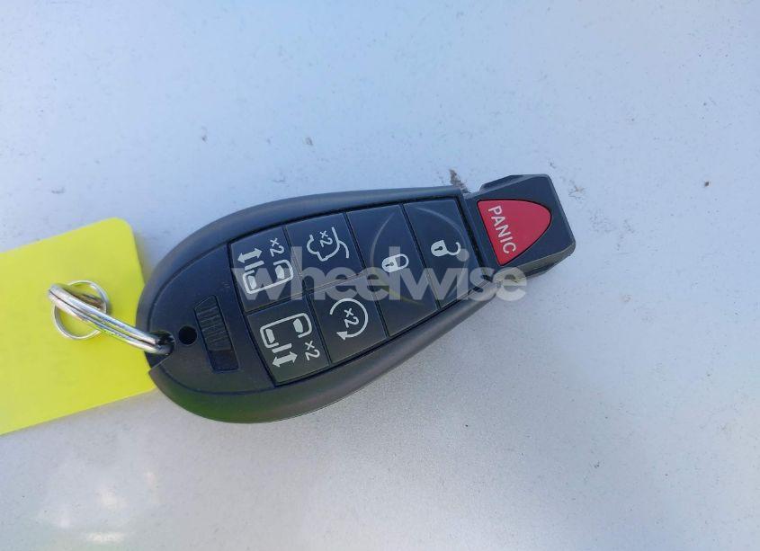 Photo 11 of 2012 Chrysler Town & COUNTRY TOURING-L (VIN 2C4RC1CG1CR270927)