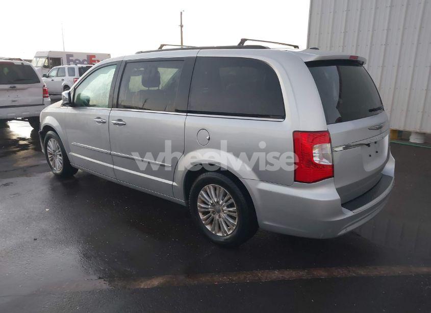 Photo 3 of 2012 Chrysler Town & COUNTRY TOURING-L (VIN 2C4RC1CG1CR270927)
