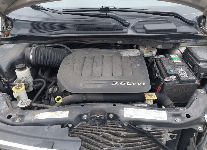 Photo 10 of 2012 Chrysler Town & COUNTRY TOURING-L (VIN 2C4RC1CG1CR384197)