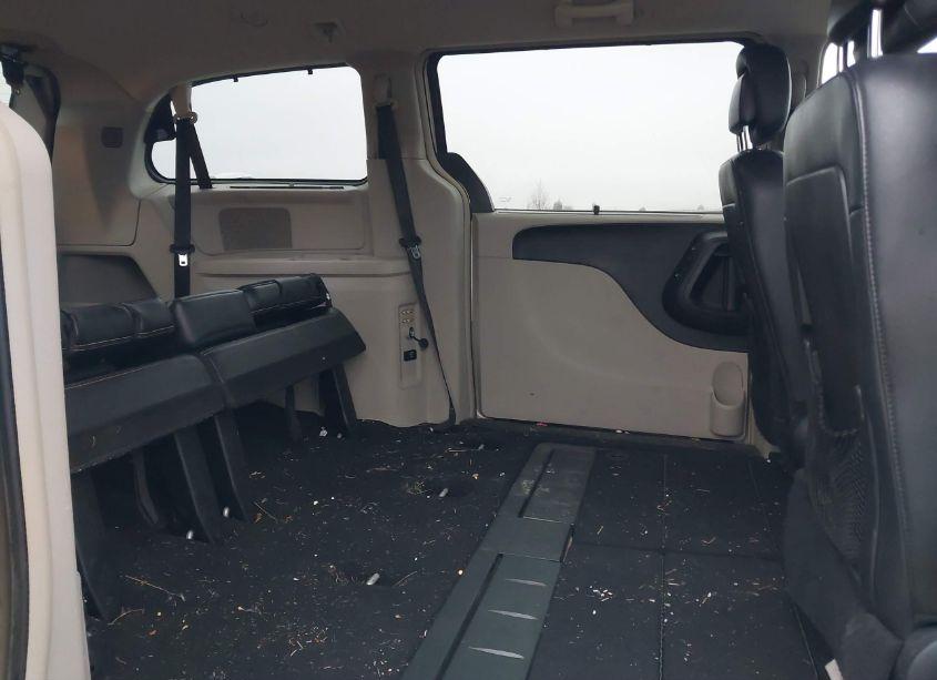 Photo 8 of 2012 Chrysler Town & COUNTRY TOURING-L (VIN 2C4RC1CG1CR384197)