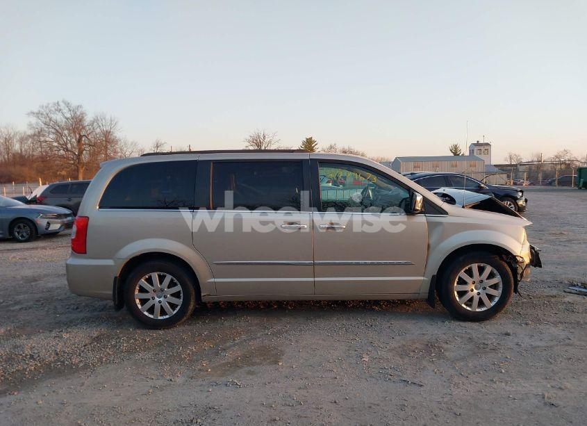 Photo 14 of 2012 Chrysler Town & COUNTRY TOURING-L (VIN 2C4RC1CG1CR415996)