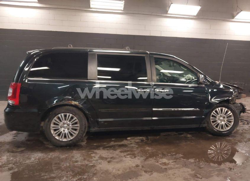 Photo 13 of 2013 Chrysler Town & COUNTRY TOURING-L (VIN 2C4RC1CG1DR647631)