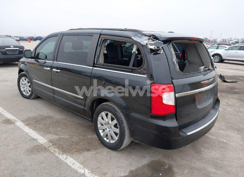 Photo 3 of 2013 Chrysler Town & COUNTRY TOURING-L (VIN 2C4RC1CG1DR722568)