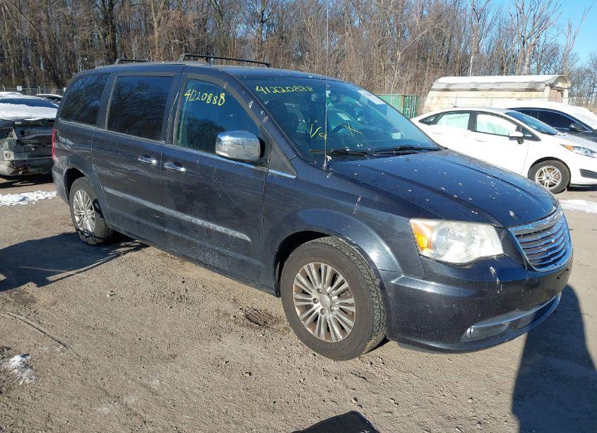 2014 Chrysler Town & COUNTRY TOURING-L (VIN 2C4RC1CG1ER108136) main photo