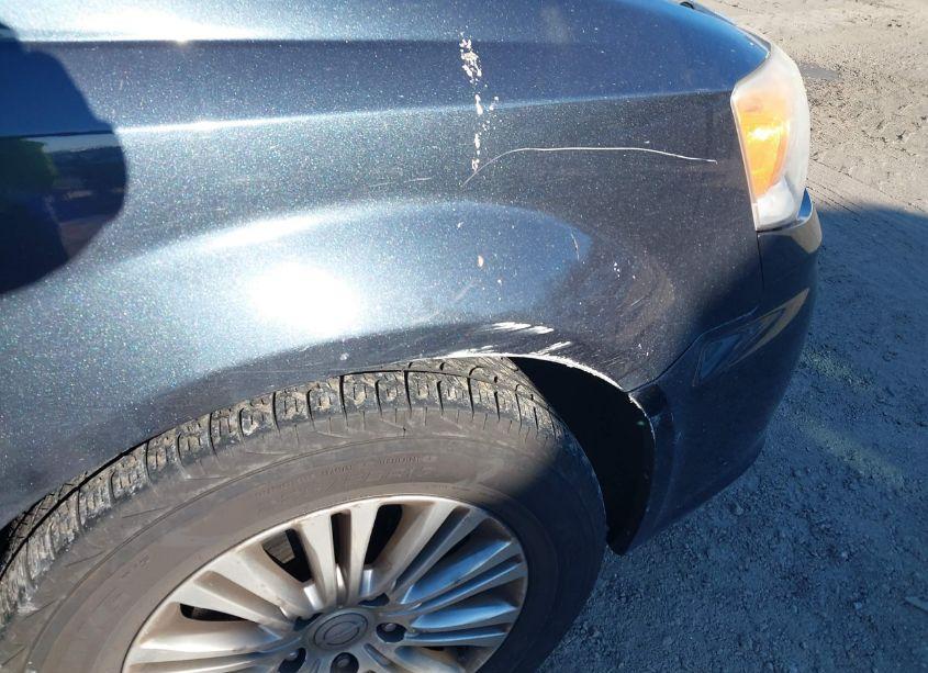 Photo 6 of 2014 Chrysler Town & COUNTRY TOURING-L (VIN 2C4RC1CG1ER108136)