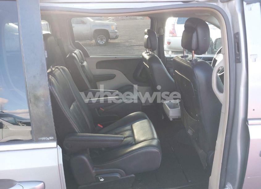 Photo 8 of 2014 Chrysler Town & COUNTRY TOURING-L (VIN 2C4RC1CG1ER250115)