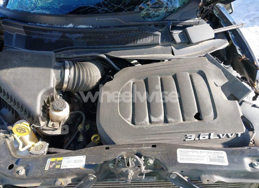 Photo 10 of 2014 Chrysler Town & COUNTRY TOURING-L (VIN 2C4RC1CG1ER257128)