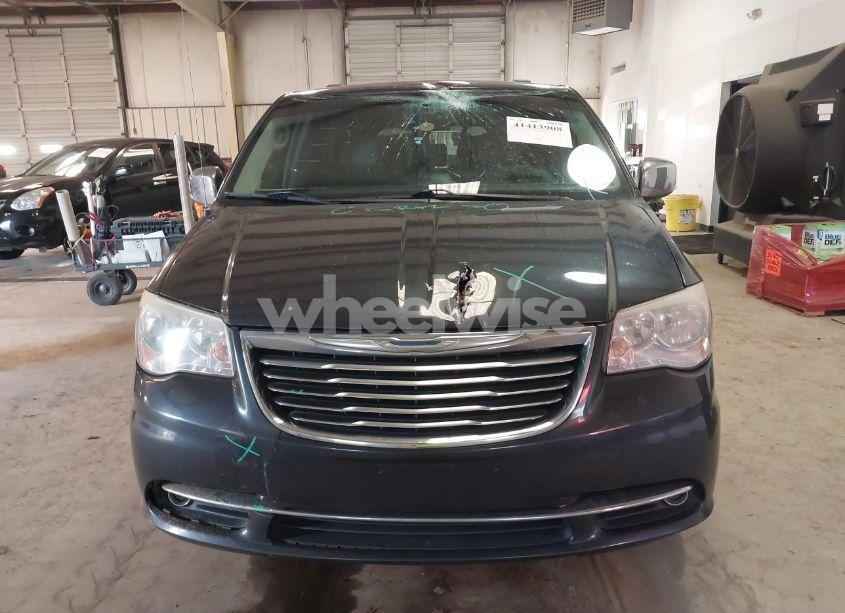 Photo 12 of 2014 Chrysler Town & COUNTRY TOURING-L (VIN 2C4RC1CG1ER280151)