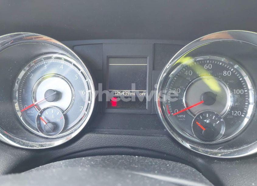 Photo 7 of 2015 Chrysler Town & COUNTRY TOURING-L (VIN 2C4RC1CG1FR572190)