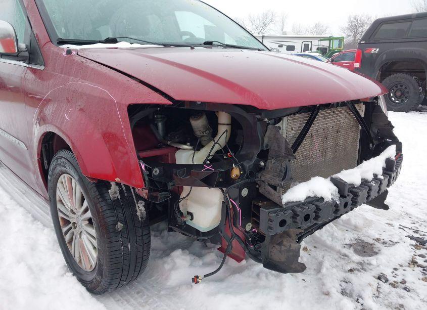 Photo 6 of 2015 Chrysler Town & COUNTRY TOURING-L (VIN 2C4RC1CG1FR755153)