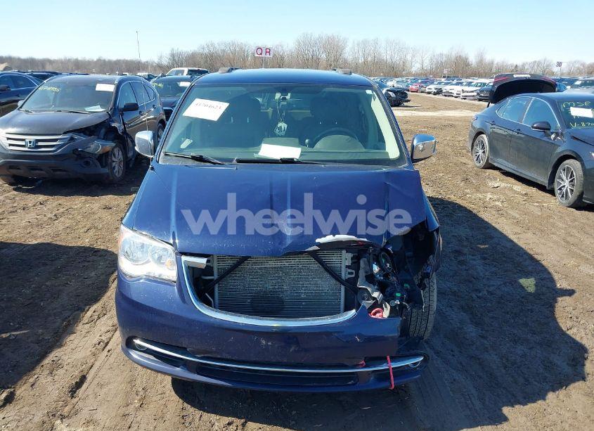 Photo 12 of 2016 Chrysler Town & COUNTRY TOURING-L (VIN 2C4RC1CG1GR232295)