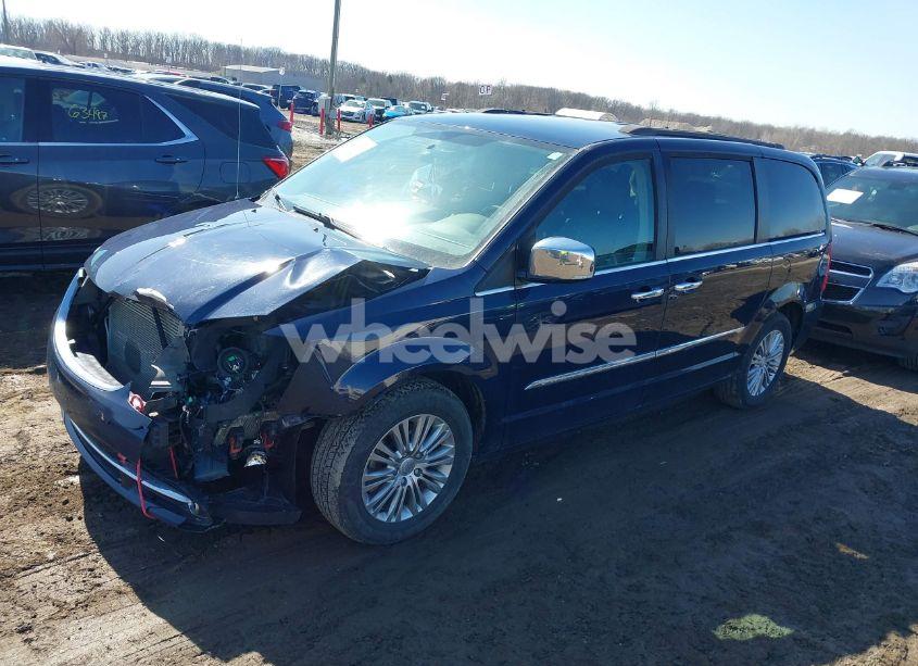 Photo 2 of 2016 Chrysler Town & COUNTRY TOURING-L (VIN 2C4RC1CG1GR232295)