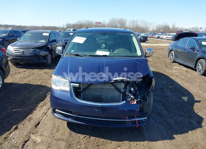 Photo 6 of 2016 Chrysler Town & COUNTRY TOURING-L (VIN 2C4RC1CG1GR232295)
