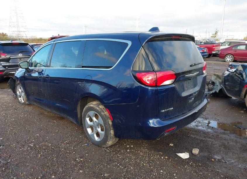Photo 3 of 2017 Chrysler Pacifica LX (VIN 2C4RC1CG1HR571690)