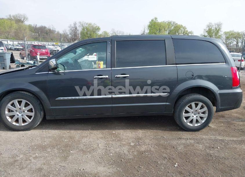 Photo 15 of 2012 Chrysler Town & COUNTRY TOURING-L (VIN 2C4RC1CG2CR135164)