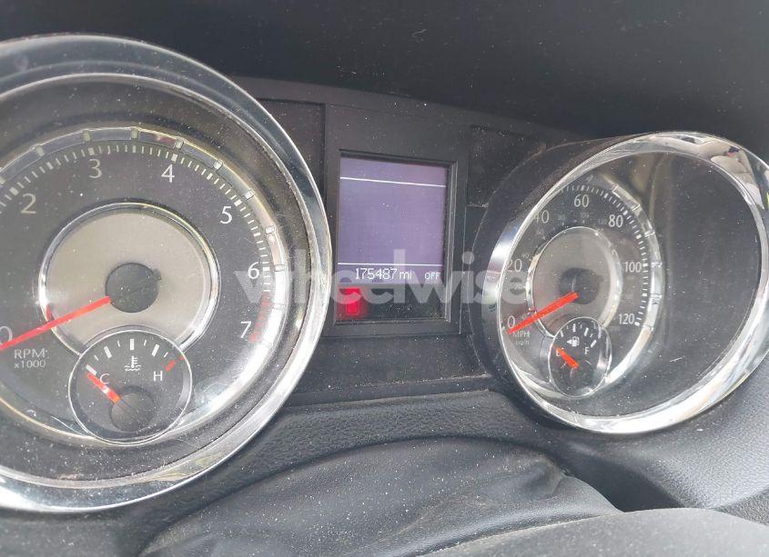 Photo 7 of 2012 Chrysler Town & COUNTRY TOURING-L (VIN 2C4RC1CG2CR135164)