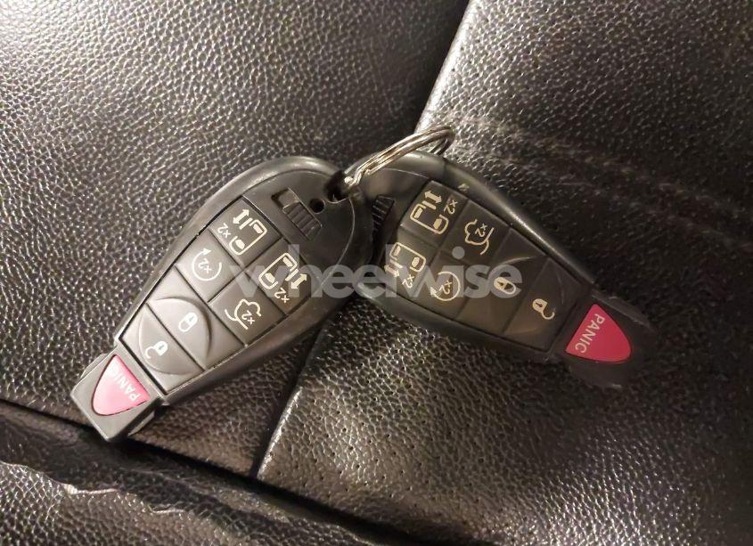 Photo 11 of 2012 Chrysler Town & COUNTRY TOURING-L (VIN 2C4RC1CG2CR267020)