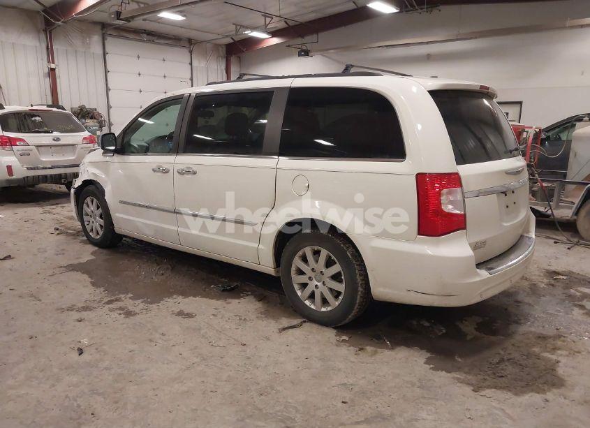 Photo 3 of 2012 Chrysler Town & COUNTRY TOURING-L (VIN 2C4RC1CG2CR267020)