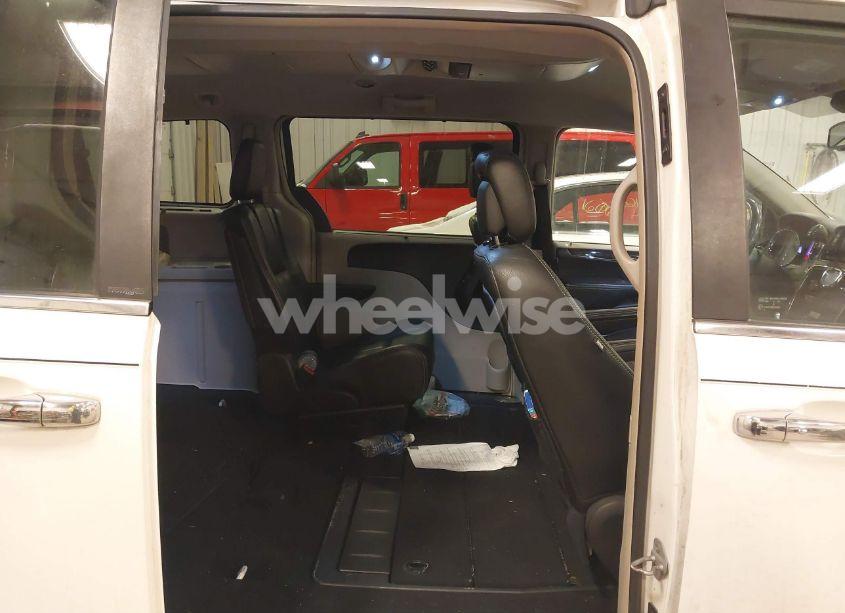 Photo 8 of 2012 Chrysler Town & COUNTRY TOURING-L (VIN 2C4RC1CG2CR267020)