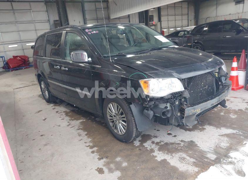 2013 Chrysler Town & COUNTRY TOURING-L (VIN 2C4RC1CG2DR560546) main photo