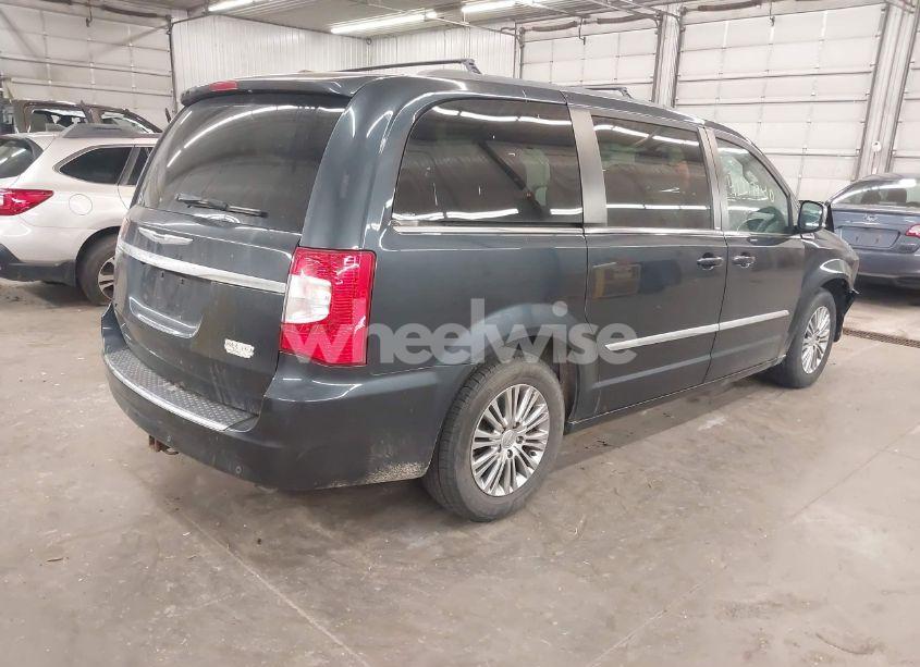 Photo 4 of 2013 Chrysler Town & COUNTRY TOURING-L (VIN 2C4RC1CG2DR594227)