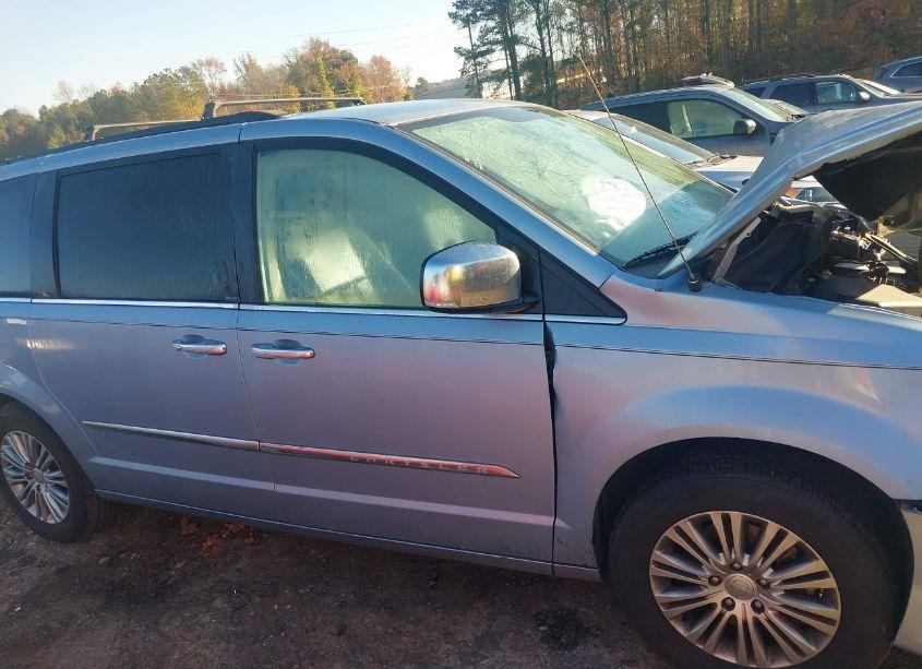 Photo 13 of 2013 Chrysler Town & COUNTRY TOURING-L (VIN 2C4RC1CG2DR607123)