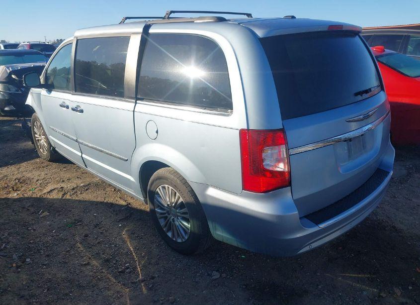 Photo 3 of 2013 Chrysler Town & COUNTRY TOURING-L (VIN 2C4RC1CG2DR607123)
