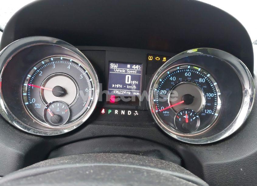 Photo 7 of 2013 Chrysler Town & COUNTRY TOURING-L (VIN 2C4RC1CG2DR684204)