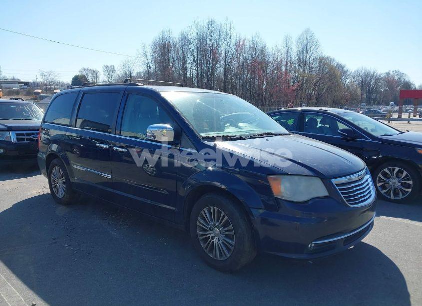 2013 Chrysler Town & COUNTRY TOURING-L (VIN 2C4RC1CG2DR778180) main photo