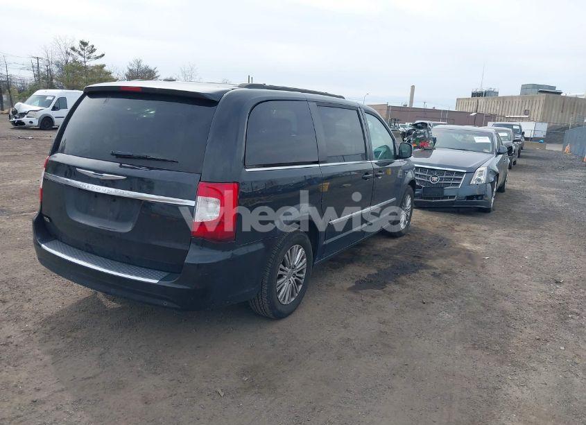 Photo 4 of 2014 Chrysler Town & COUNTRY TOURING-L (VIN 2C4RC1CG2ER214952)