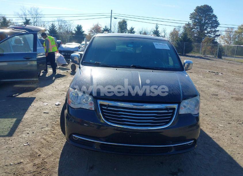 Photo 12 of 2014 Chrysler Town & COUNTRY TOURING-L (VIN 2C4RC1CG2ER367220)