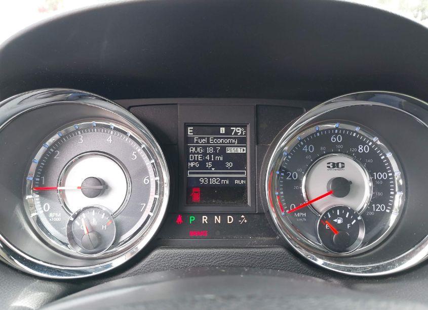 Photo 7 of 2014 Chrysler Town & COUNTRY TOURING-L 30TH ANNIVERSARY (VIN 2C4RC1CG2ER455393)