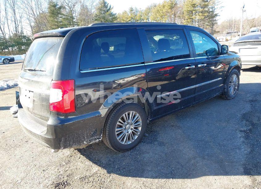 Photo 4 of 2014 Chrysler Town & COUNTRY TOURING-L (VIN 2C4RC1CG2ER466751)