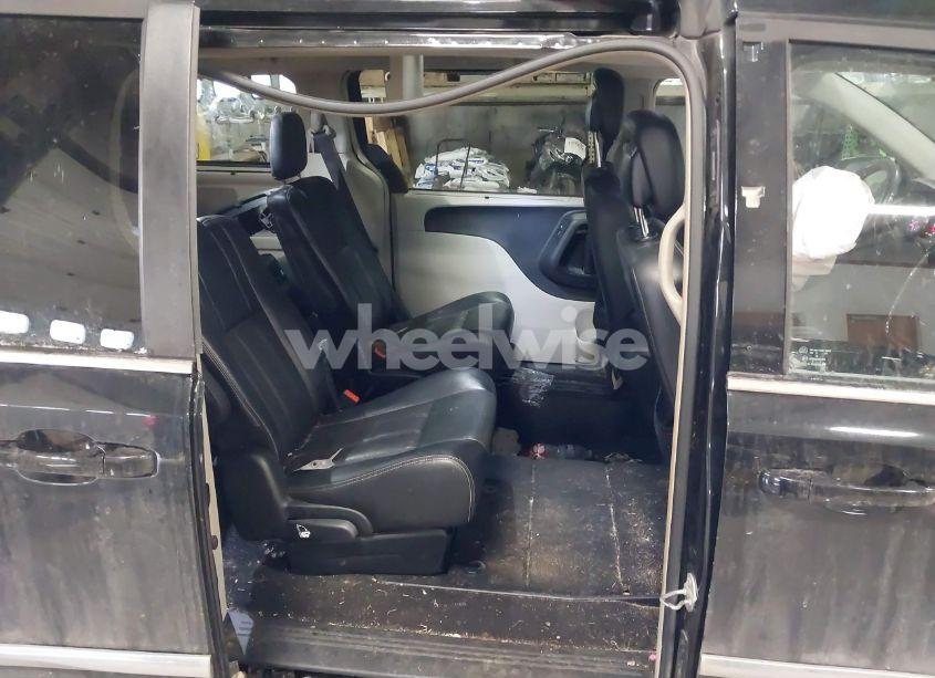 Photo 8 of 2015 Chrysler Town & COUNTRY TOURING-L (VIN 2C4RC1CG2FR574238)