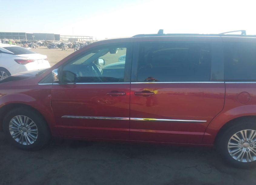 Photo 14 of 2015 Chrysler Town & COUNTRY TOURING-L (VIN 2C4RC1CG2FR582257)