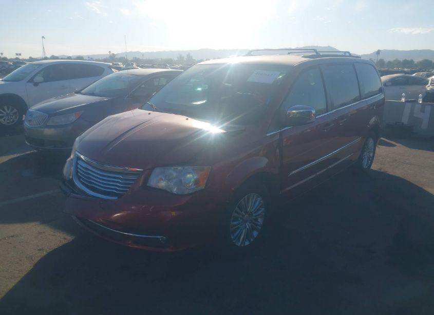 Photo 2 of 2015 Chrysler Town & COUNTRY TOURING-L (VIN 2C4RC1CG2FR582257)