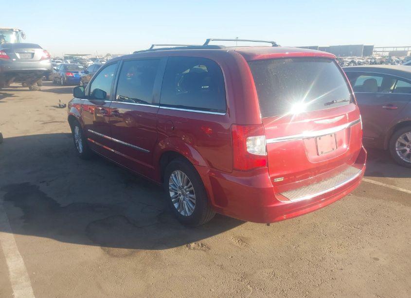 Photo 3 of 2015 Chrysler Town & COUNTRY TOURING-L (VIN 2C4RC1CG2FR582257)