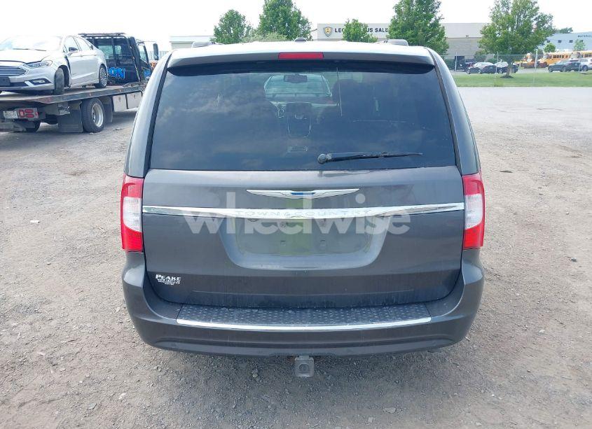 Photo 16 of 2015 Chrysler Town & COUNTRY TOURING-L (VIN 2C4RC1CG2FR677644)