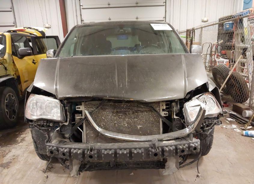 Photo 12 of 2016 Chrysler Town & COUNTRY TOURING-L ANNIVERSARY EDITION (VIN 2C4RC1CG2GR150303)