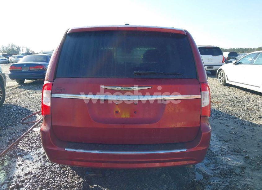 Photo 16 of 2016 Chrysler Town & COUNTRY TOURING-L (VIN 2C4RC1CG2GR240499)