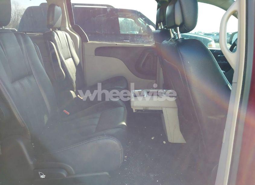 Photo 8 of 2016 Chrysler Town & COUNTRY TOURING-L (VIN 2C4RC1CG2GR240499)