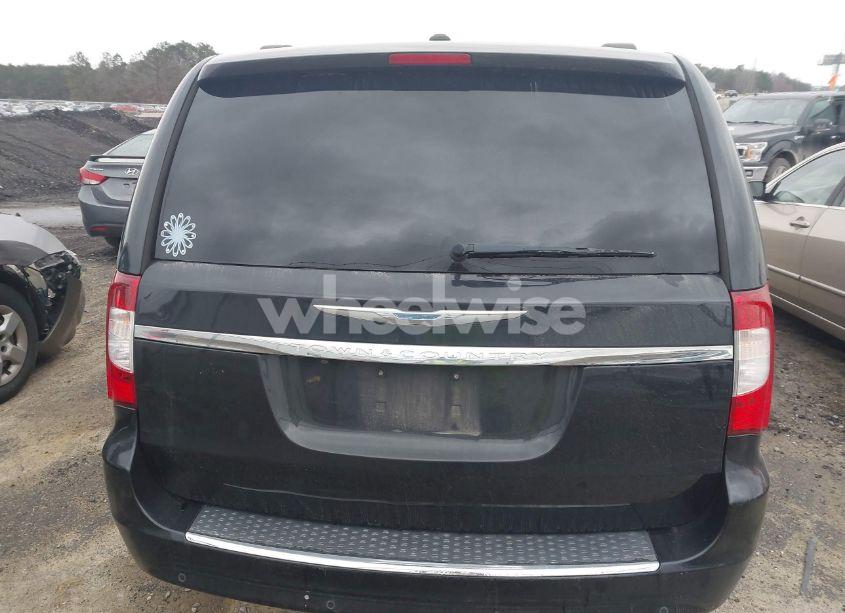 Photo 16 of 2016 Chrysler Town & COUNTRY TOURING-L (VIN 2C4RC1CG2GR253527)