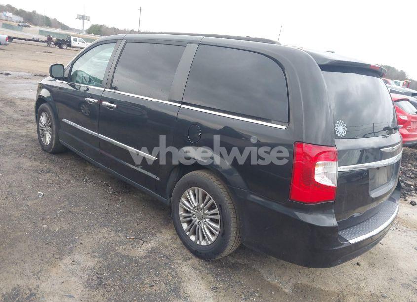 Photo 3 of 2016 Chrysler Town & COUNTRY TOURING-L (VIN 2C4RC1CG2GR253527)