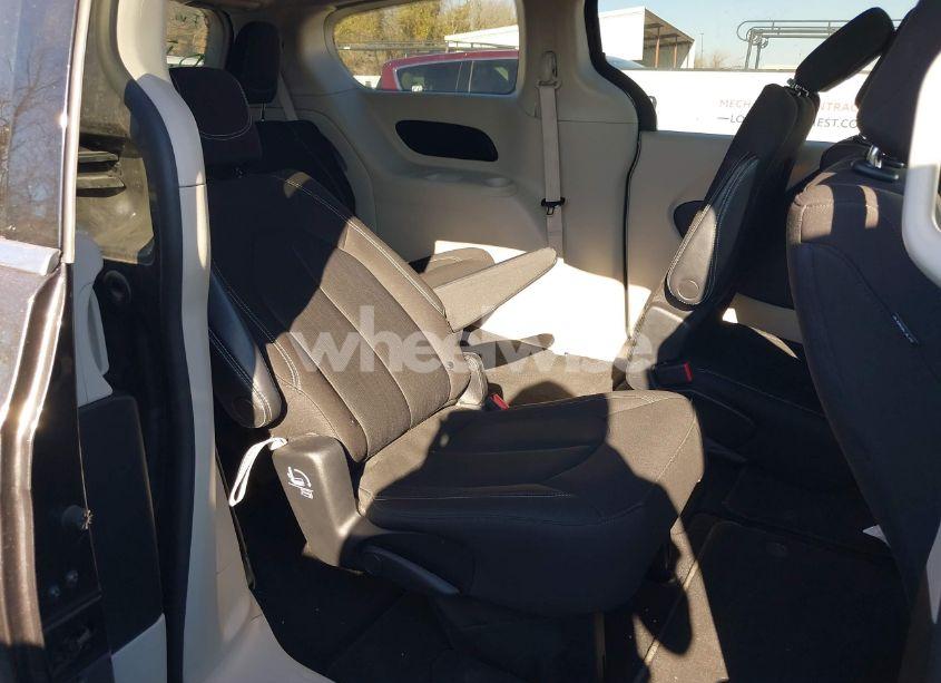 Photo 8 of 2023 Chrysler Voyager LX (VIN 2C4RC1CG2PR577867)