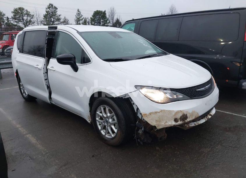 2024 Chrysler Voyager LX (VIN 2C4RC1CG2RR176905) main photo