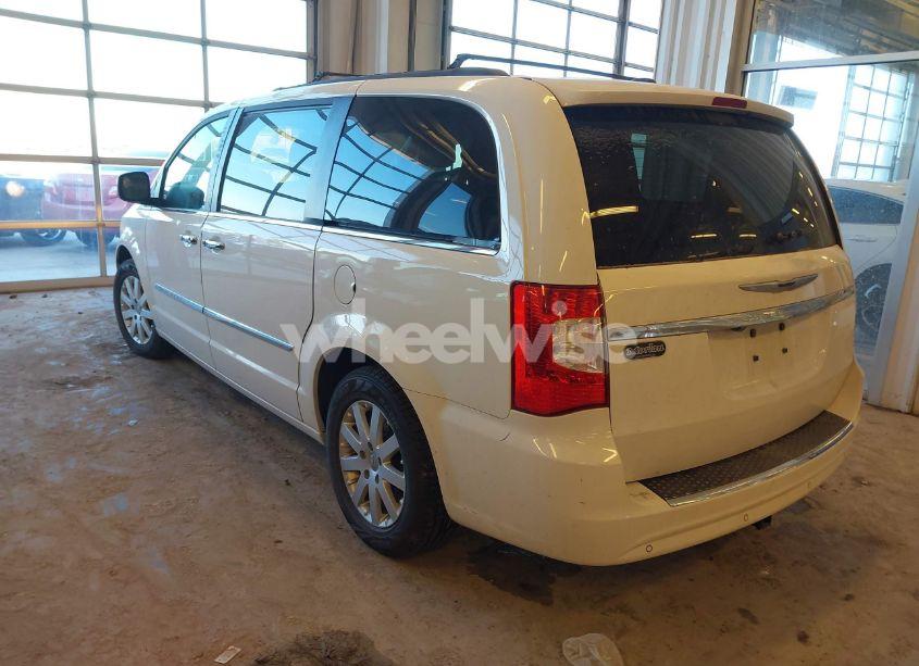 Photo 3 of 2012 Chrysler Town & COUNTRY TOURING-L (VIN 2C4RC1CG3CR137912)